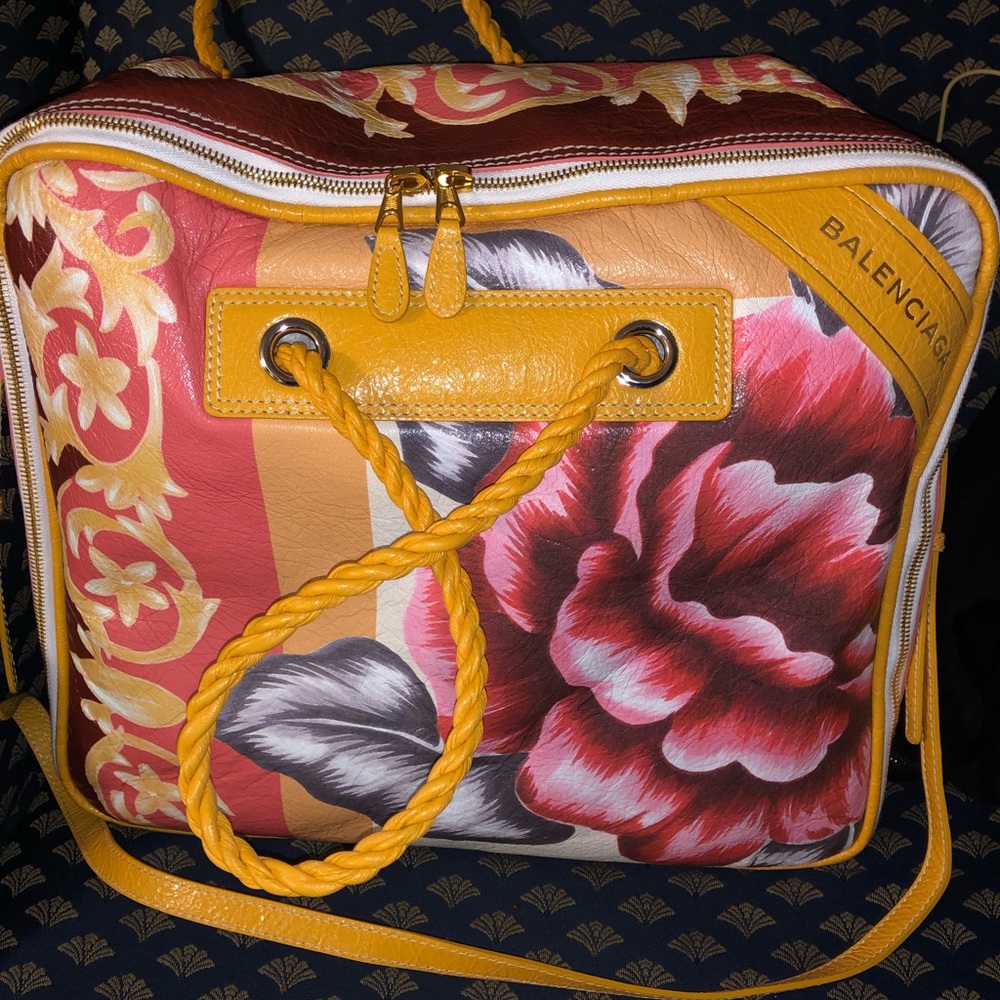 New Balenciaga Medium blanket Bag - Picture 3 of 8